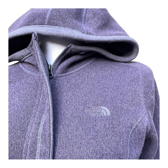 SOLD! The North Face | Banderitas Hooded Fleece Sweater Jacket | Purple | Small - Picture 2 of 3